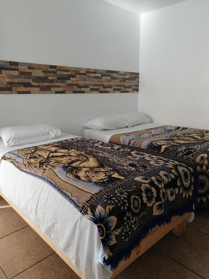 Hostal Maple Querétaro Exteriör bild