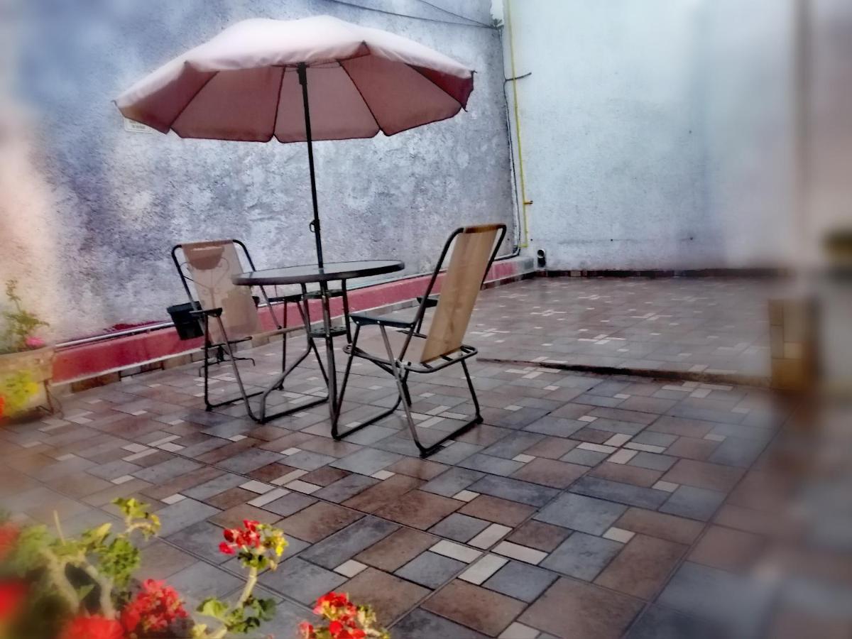 Hostal Maple Querétaro Exteriör bild