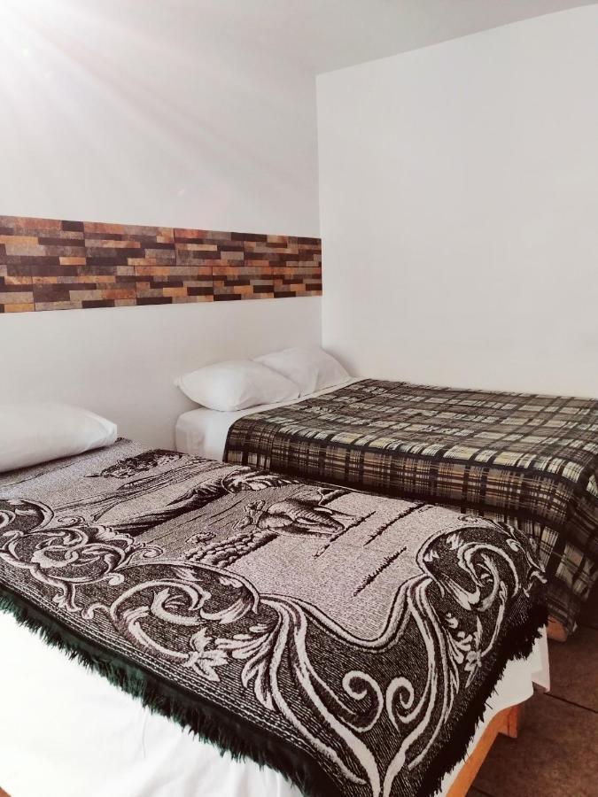Hostal Maple Querétaro Exteriör bild